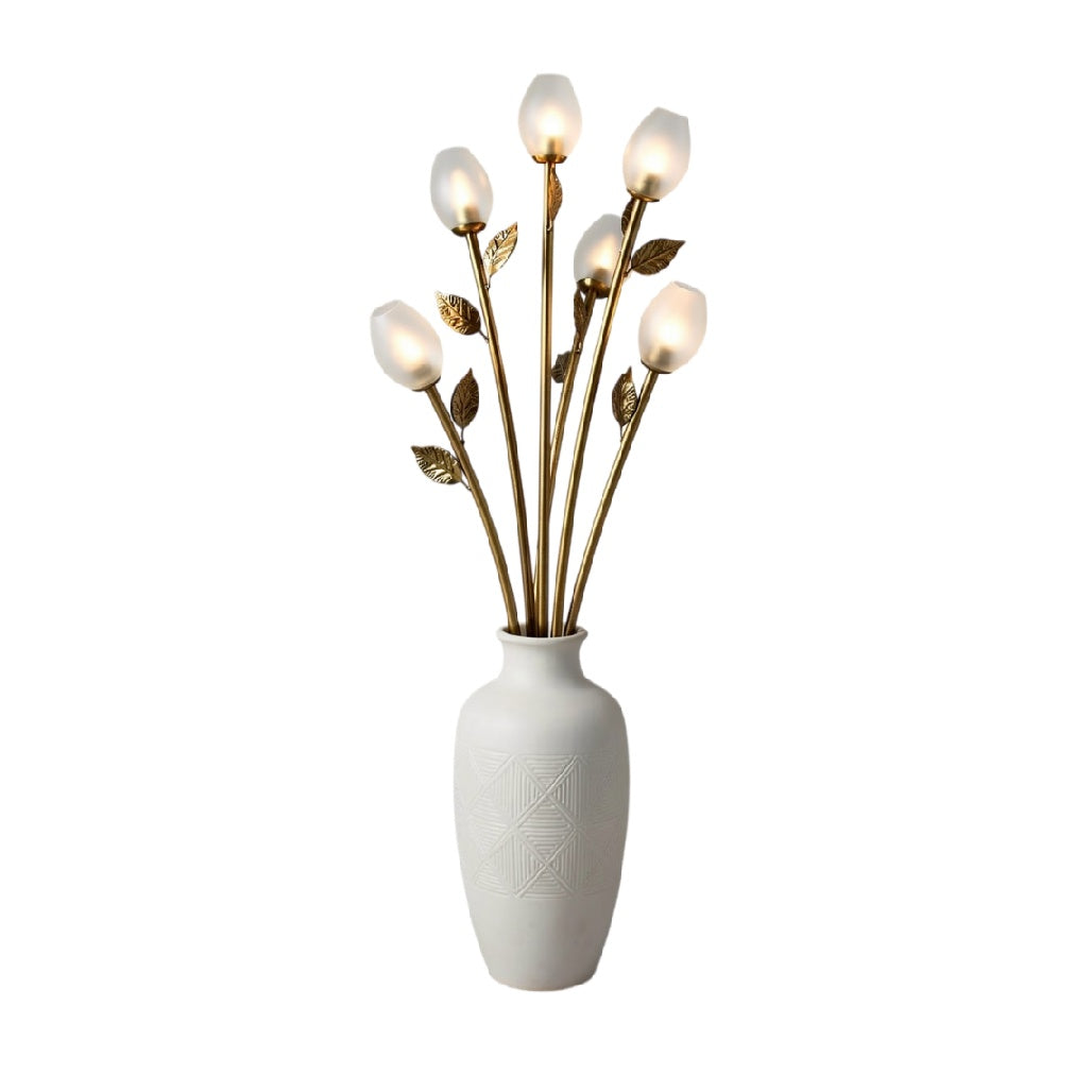 Moderne Vloerlamp met Bloemmotief en Gouden Accenten